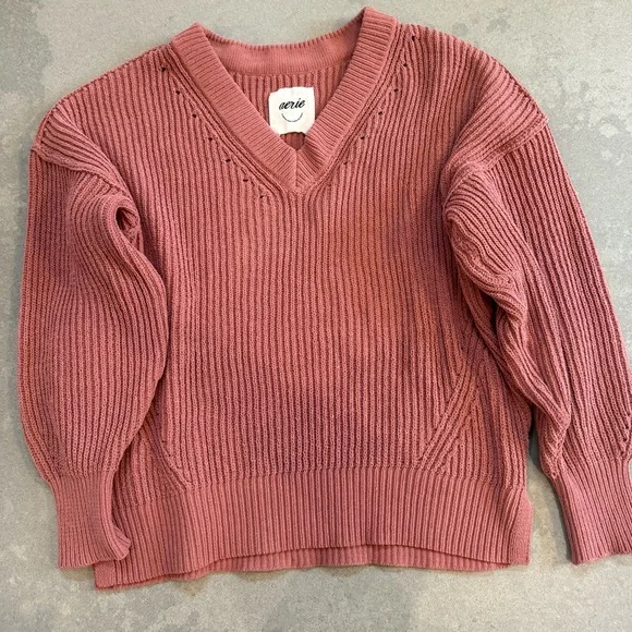 Aerie Women's Oversized Pink Sweater Size Small - Picture 1 of 3